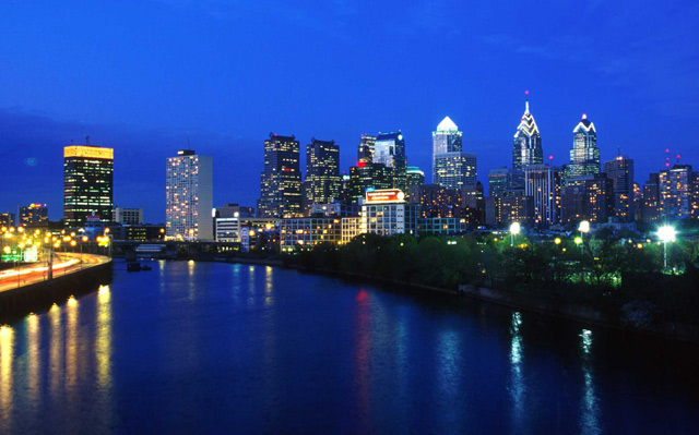 [Philadelphia+skyline+night+_Schuykill.jpg]
