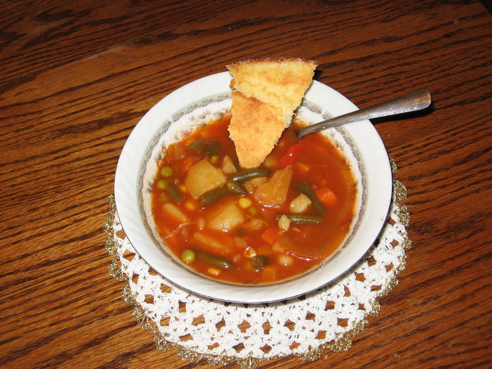 Ain't no cooking like Momma's Veggie Soup Knock Off Like Applewood