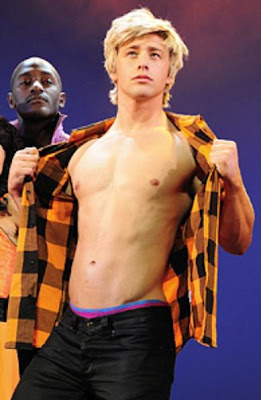 WE HAVE MOVED TO SEXY-MALE-CELEBS.BLOGSPOT.COM: MITCH HEWER