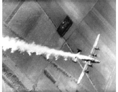 [B-24+crashing.jpg]