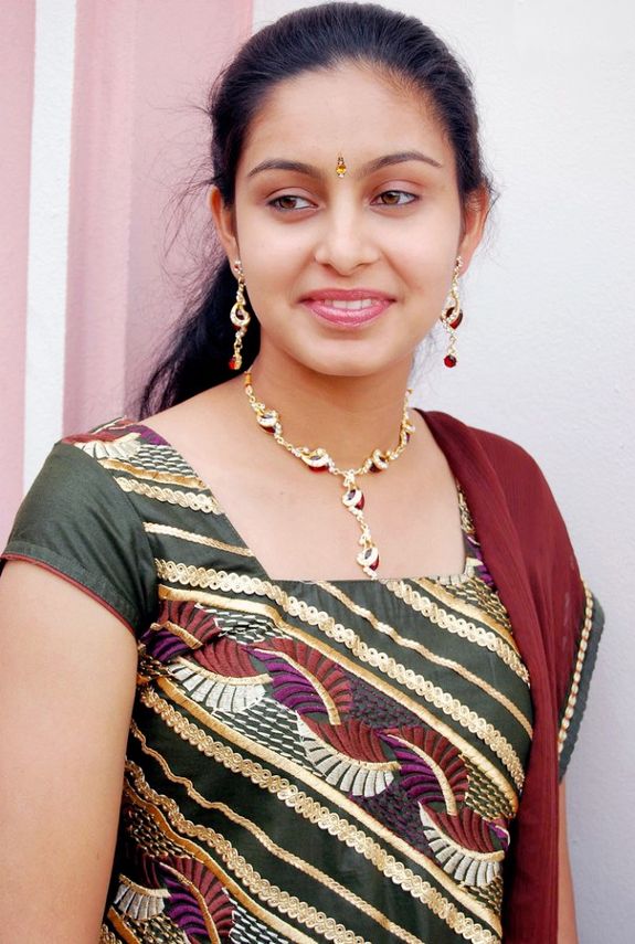 Hot Hits Tamil Actress Photos Abinaya Hot Sexy Tamil Actress Photos Biography Videos 2011