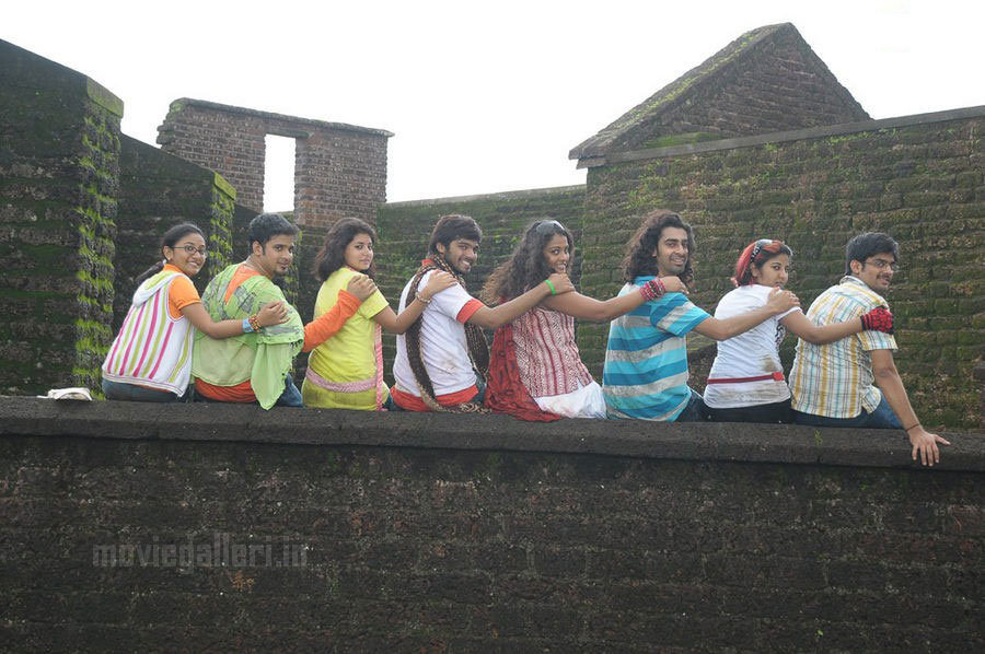Inidhu Inidhu Movie Stills, Inidhu Inidhu Movie Photo Inidhu Inidhu Movie Stills, Inidhu Inidhu Movie Photo