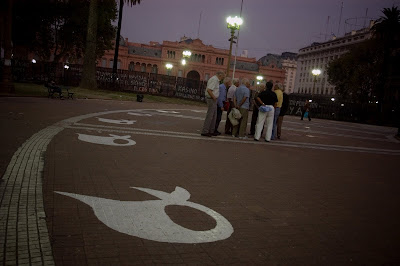 http://1.bp.blogspot.com/_kM5U7Dm0dN8/S6xHGo4geYI/AAAAAAAAB-g/vcGmt0IWJhM/s400/Padres+de+la+Plaza-+Foto+3b.jpg
