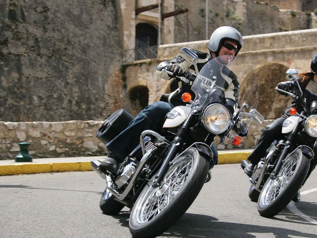 2010 New Triumph Motorcycles Bonneville T100