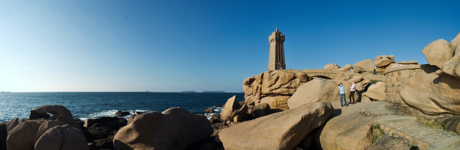 [Panorama+ploumanach+4.jpg]