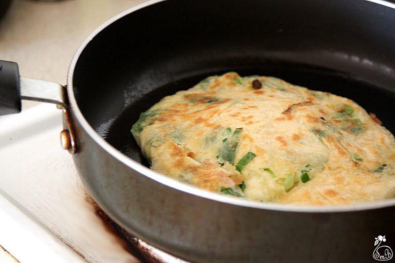 SMB Canberra Food Blog Recipe for Shallot Pancakes