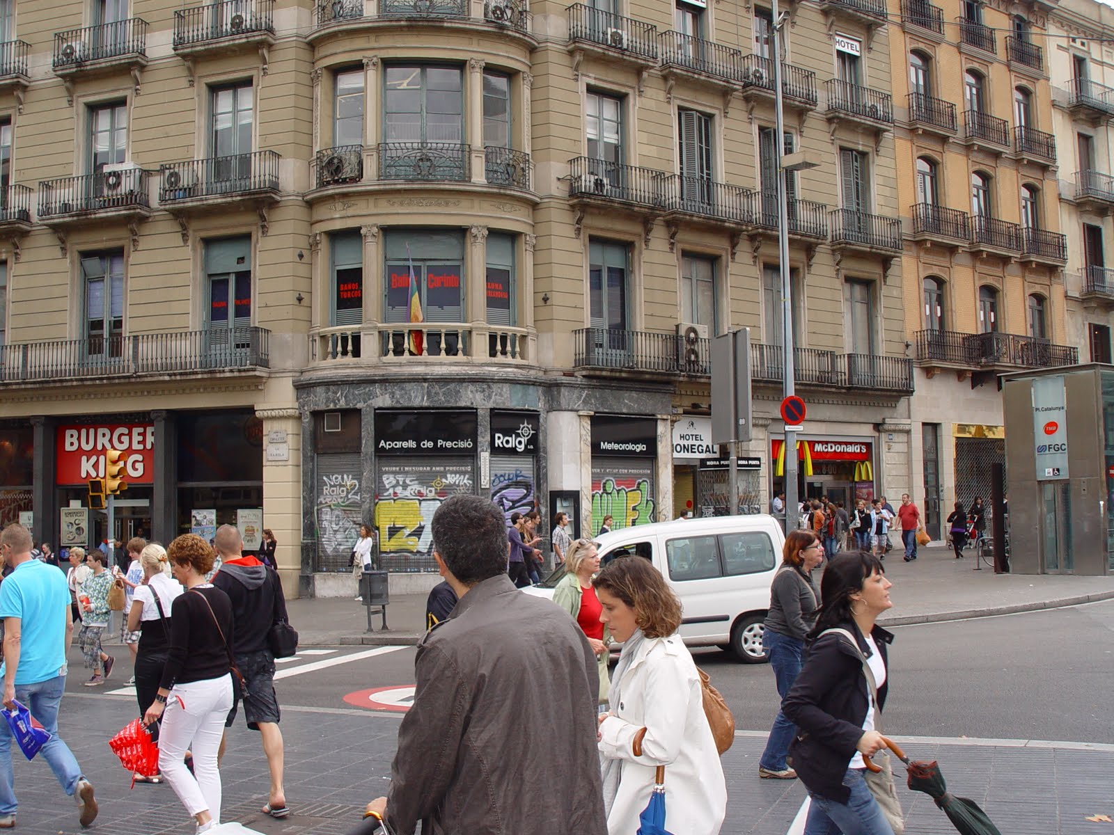 Flipside Travel and Snaps with FlipsideBarcelona