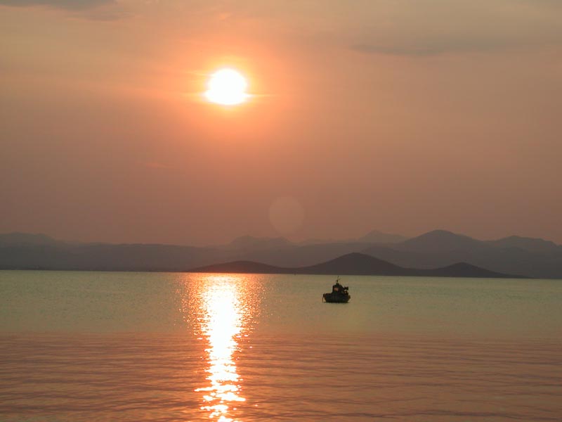 [Sunset+in+Greece.jpg]