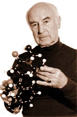 Dualidade...: Uma breve história sobre Albert Hofmann e o LSD