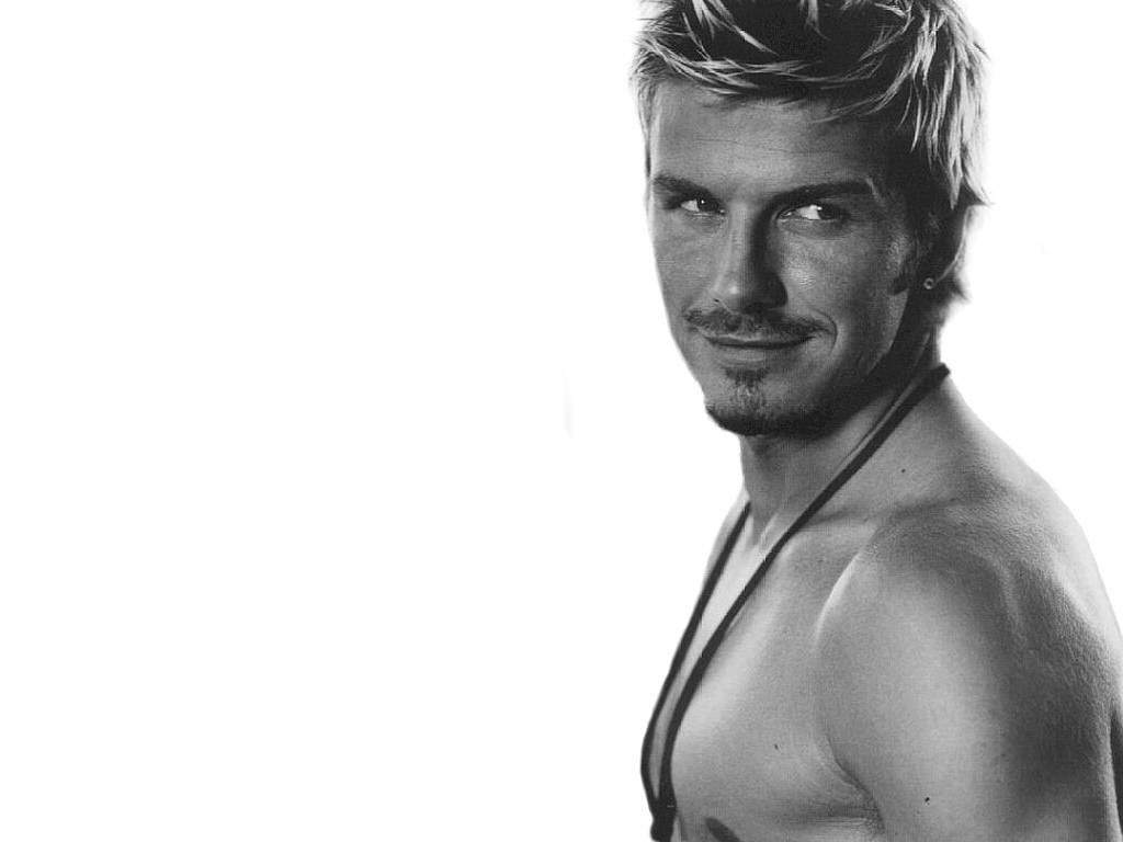 http://1.bp.blogspot.com/_kpA45f4pzBs/TQy12LvCkEI/AAAAAAAAFxk/z3u3MQ1b0DA/s1600/David_Beckham.jpg