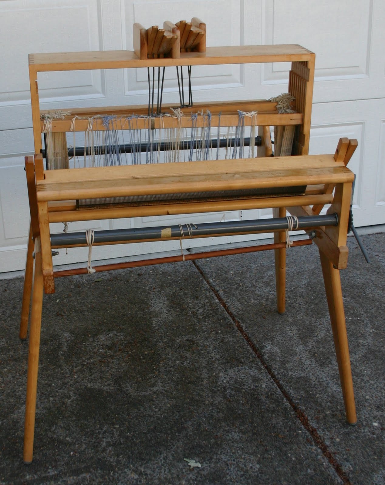 LavenderSheep's Fiber Garden Blog 4 Looms 4 Sale!