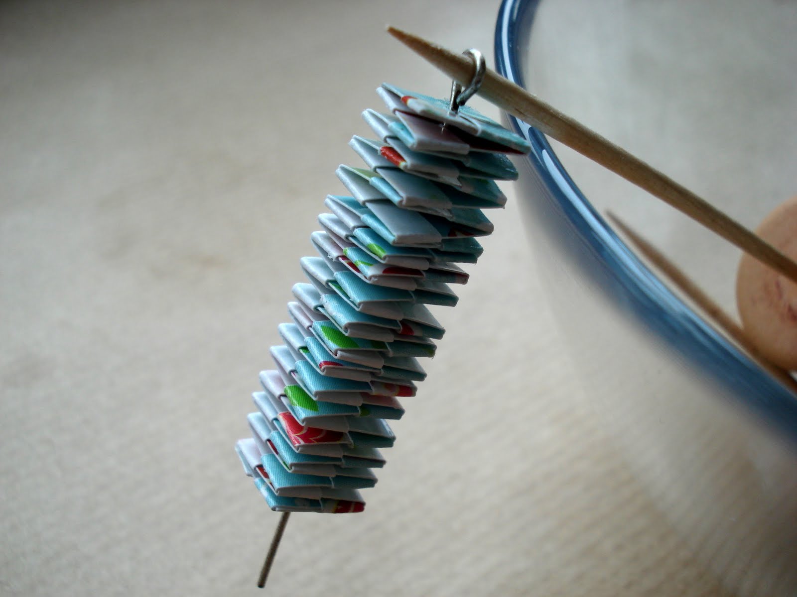zsazsazsu Woven paper beads