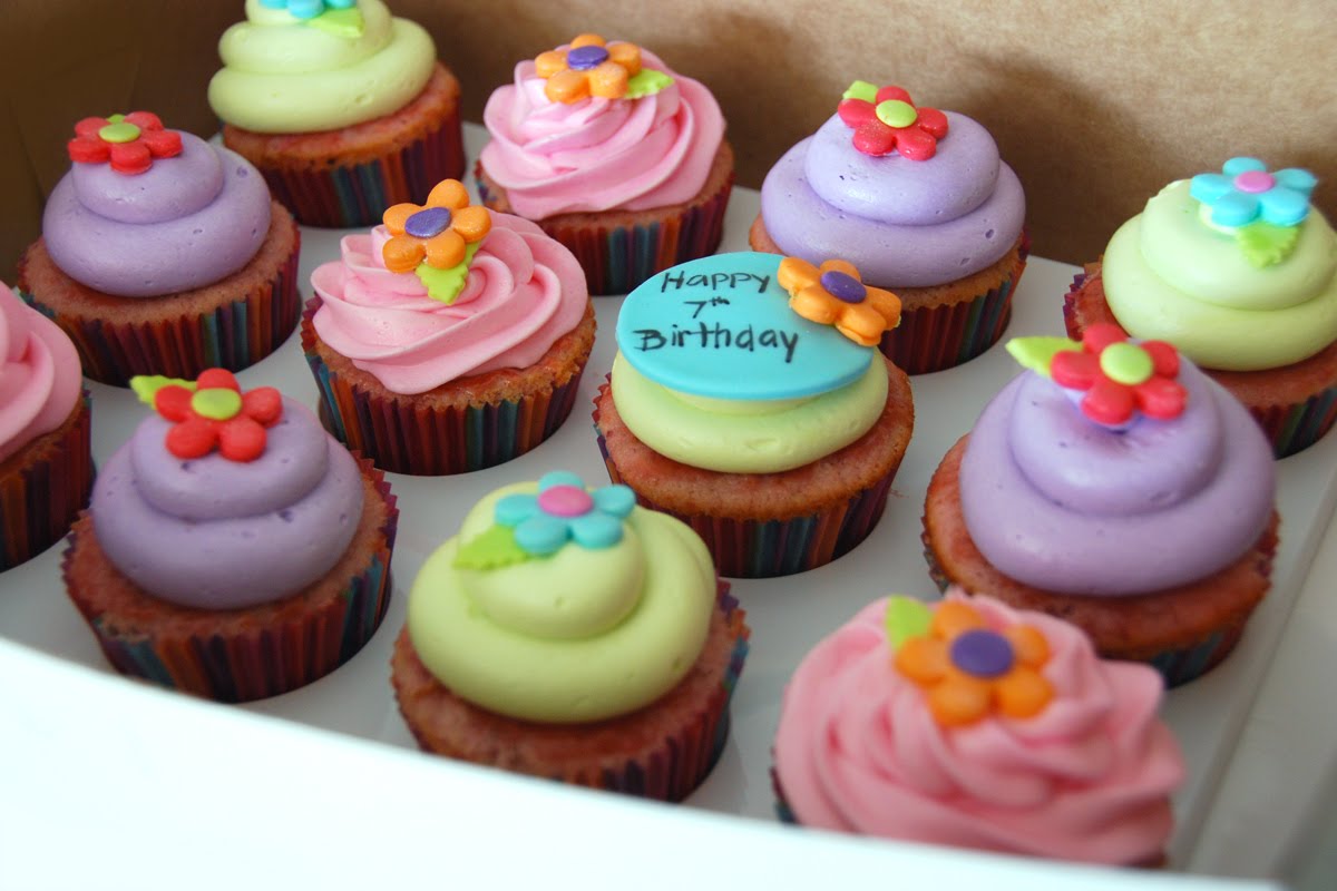 Cup-ee-Cakes: Birthday Cupcakes!