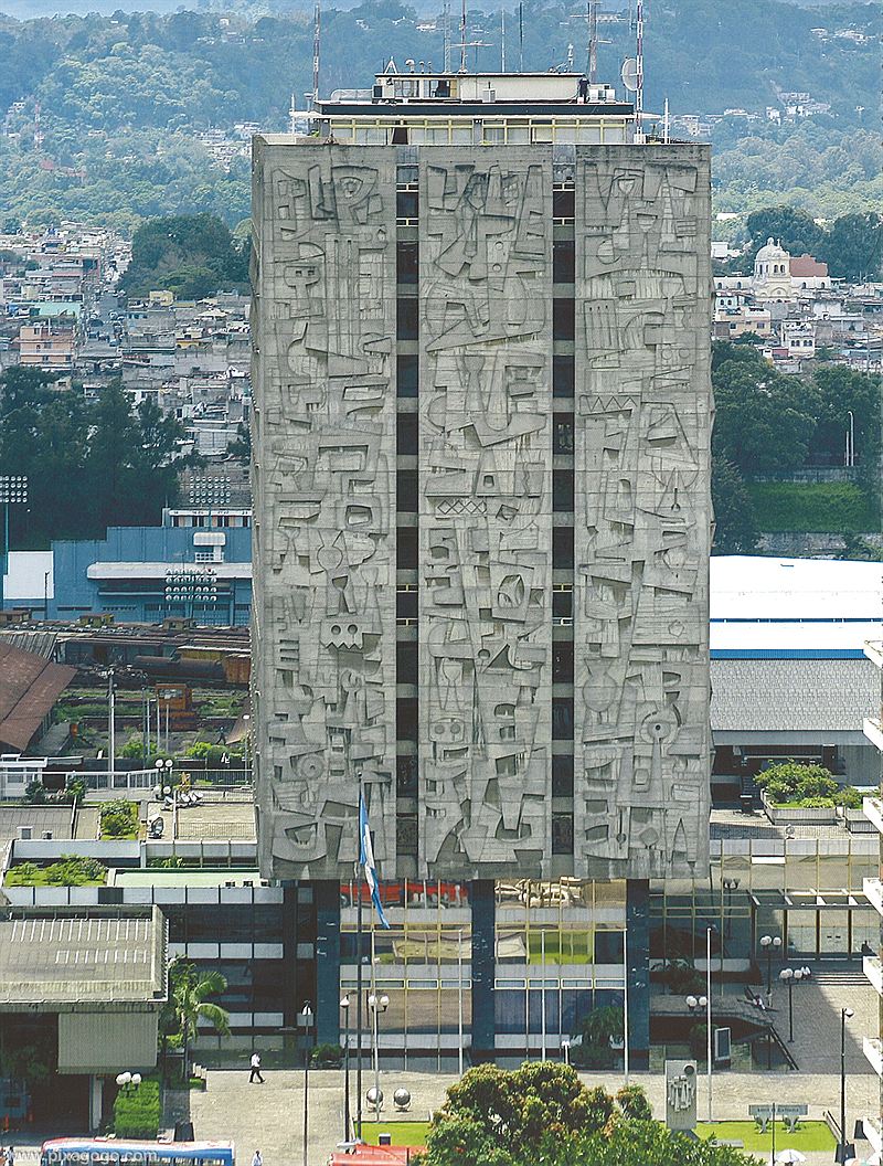 GUATEANTAÑO: CENTRO CIVICO DE GUATEMALA