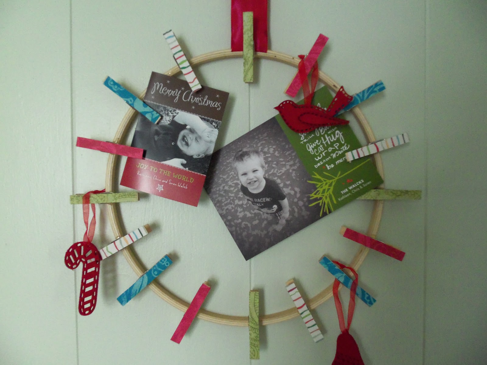 Katydid and Kid: Holiday Card Wreath {Tutorial}