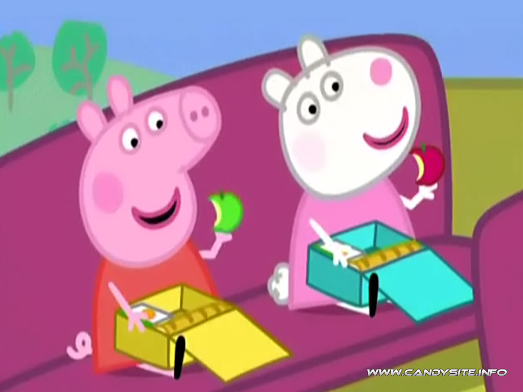 Peppa Pig Family | Halloo