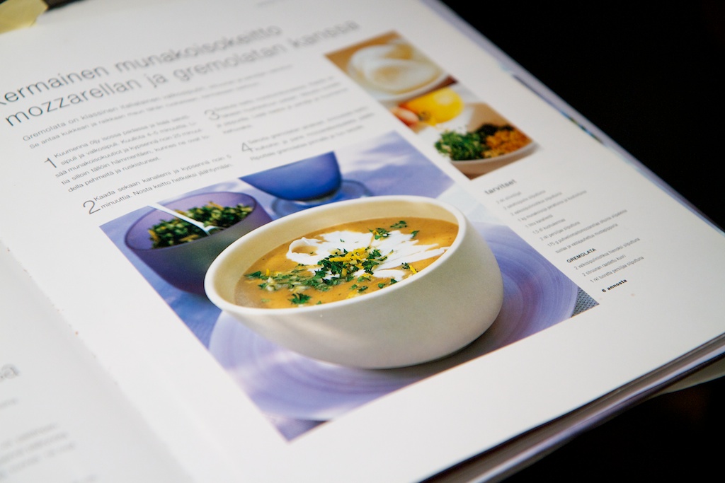 Siskot kokkaa Matthew'n munakoisokeitto eli sateisen illan lämmittäjä