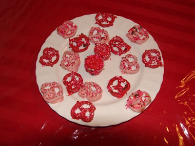 Treats patties momontimeout onelittleproject timeout deliciously Aggieland Mommy Bakes: Valentine's Day Treats