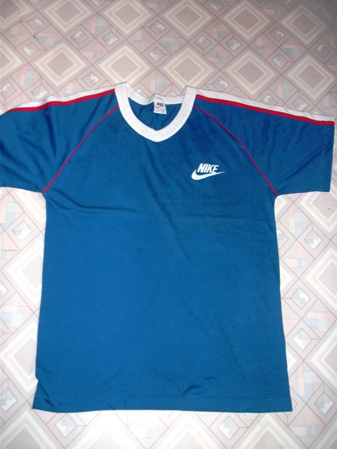 BUNDLE BAZAR: VintageT-shirt Nike orange tag 50/50 shirt