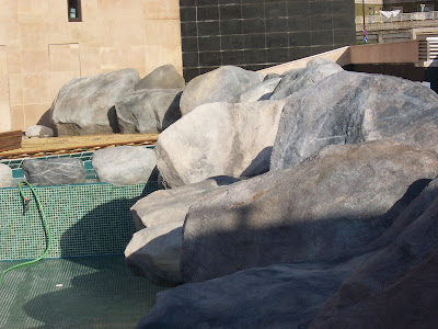 TEMATIC WORLD: Roca artificial en piscinas