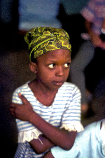 child (Molly) at Mekonde (near Njala) - 1968