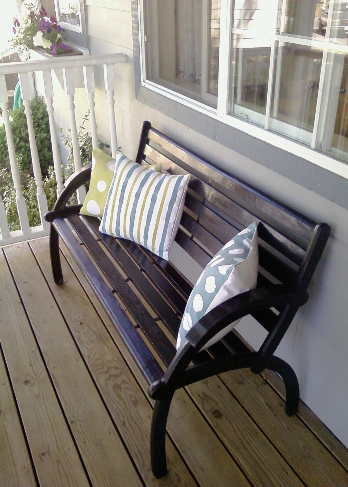 This Thrifty House Spray Painted Pillows