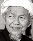 TUAN GURU NIK AZIZ NIK MAT