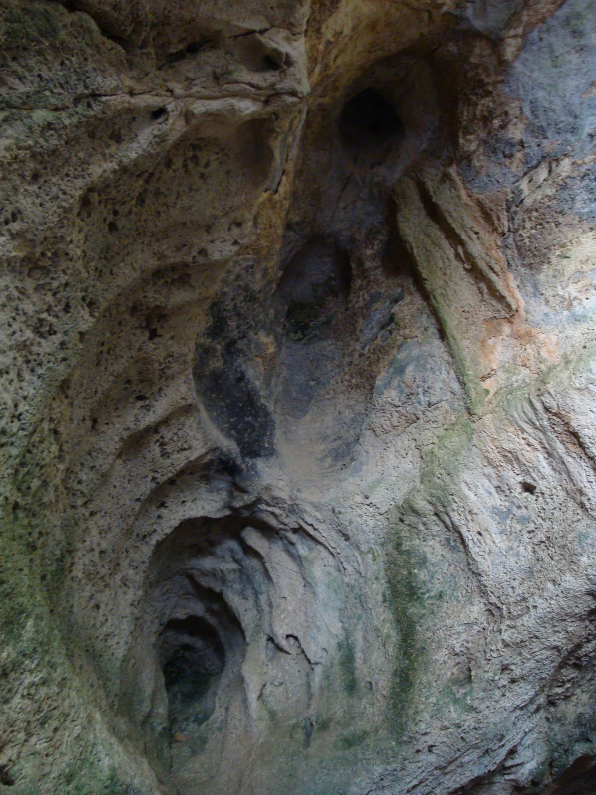 Malta daily photo Ghar Dalam