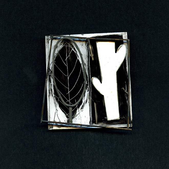 nº 1116 "Bini qualitas" , brooch, 2006