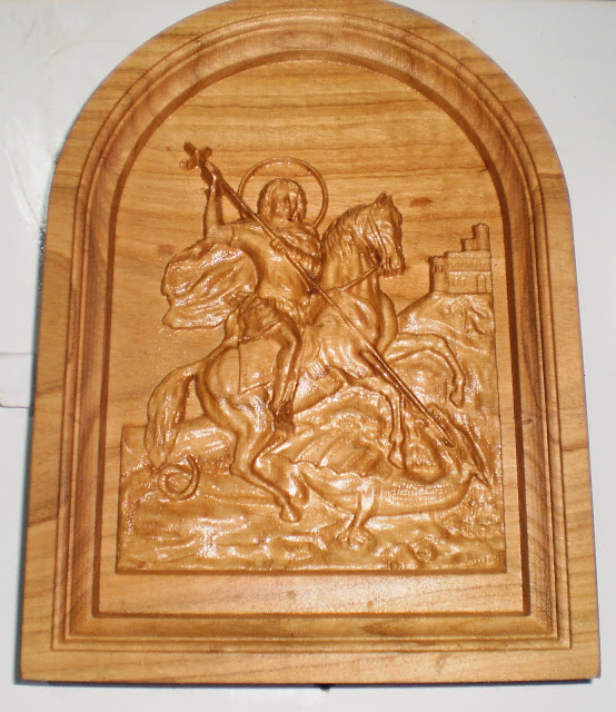 Sculptura Sfantul Gheorghe in lemn de cires.
