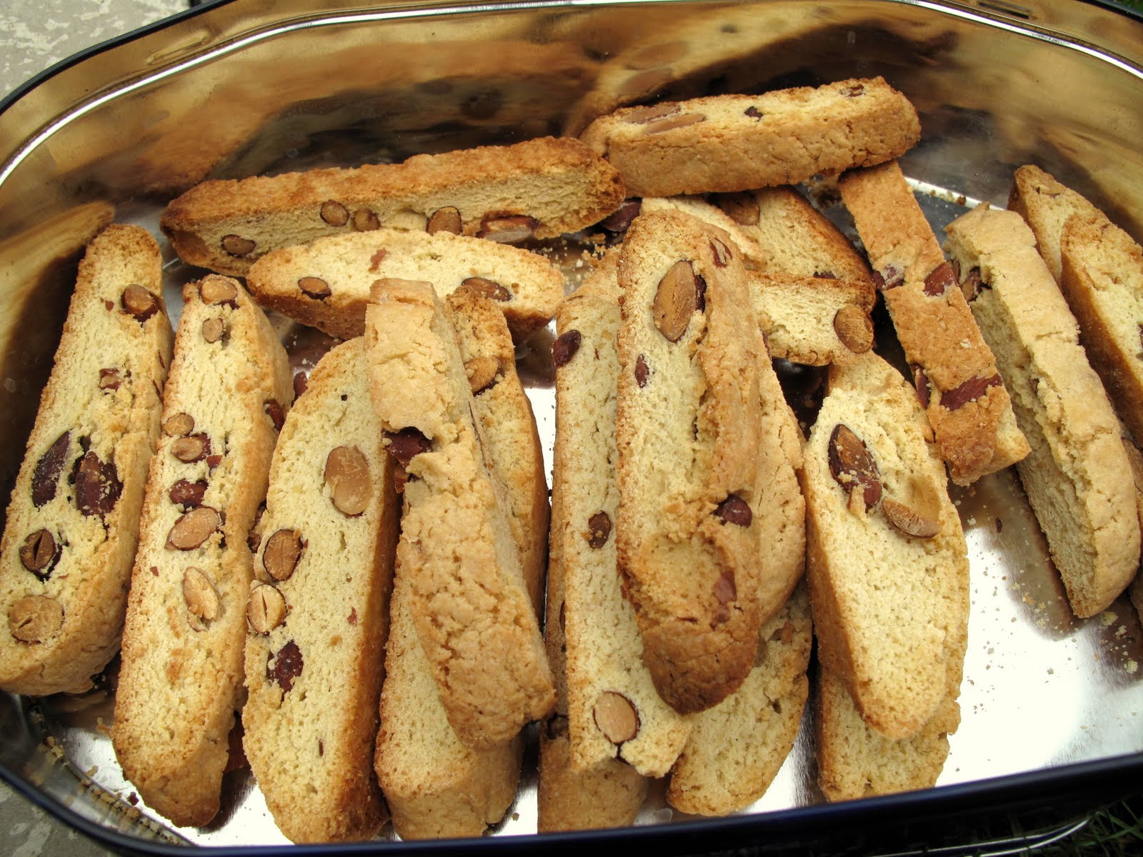 bakies Almond biscotti