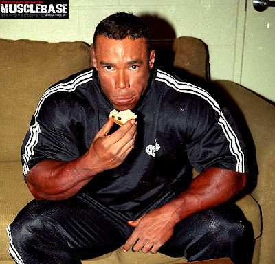 Backstage Snaps At The 1999 IFBB Mr. Olympia Muscle Base New