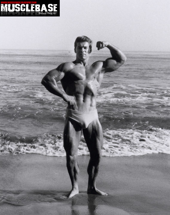 Larry Scott (The 1st Mr Olympia) - Muscle Base | New Bodybuilding ...