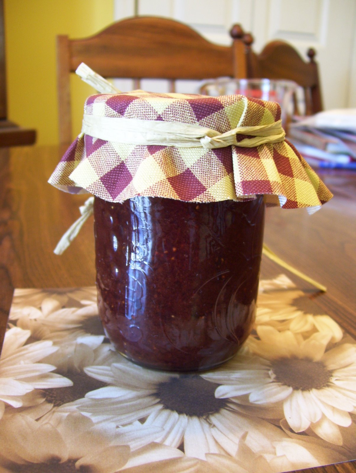 [choc+straw+jam.jpg]