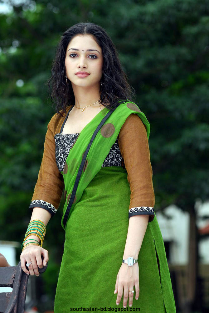 Celebrity Hot Picture Tamanna Bhatia Latest Photos Tamil