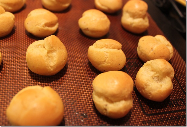 Metis Linens: French Fridays~ Valentine’s Creme Puffs