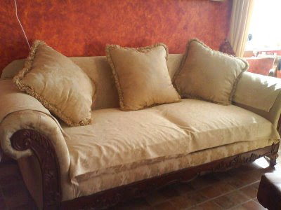 muebles de madera: sofas con tallado