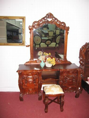 muebles de madera: detalles de espejo