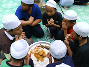 doa dulu sebelum makan...