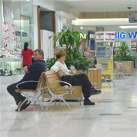 [Greenhls_mall_US11.jpg]