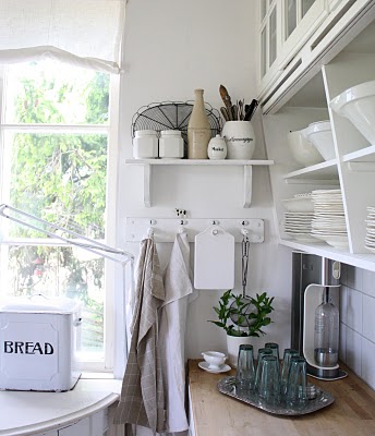 ESTILO RUSTICO: COCINAS CON ESTANTES