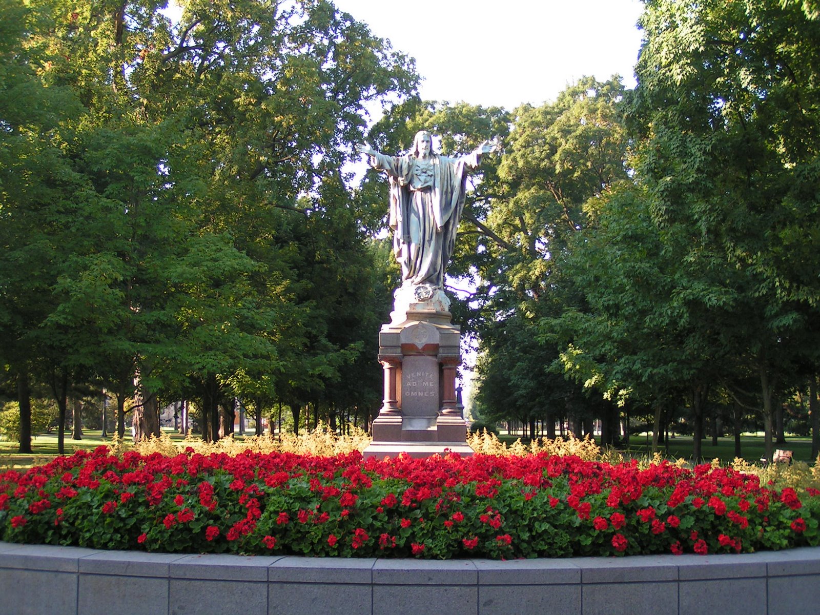 [OH-IN-Notre+Dame+073.JPG]