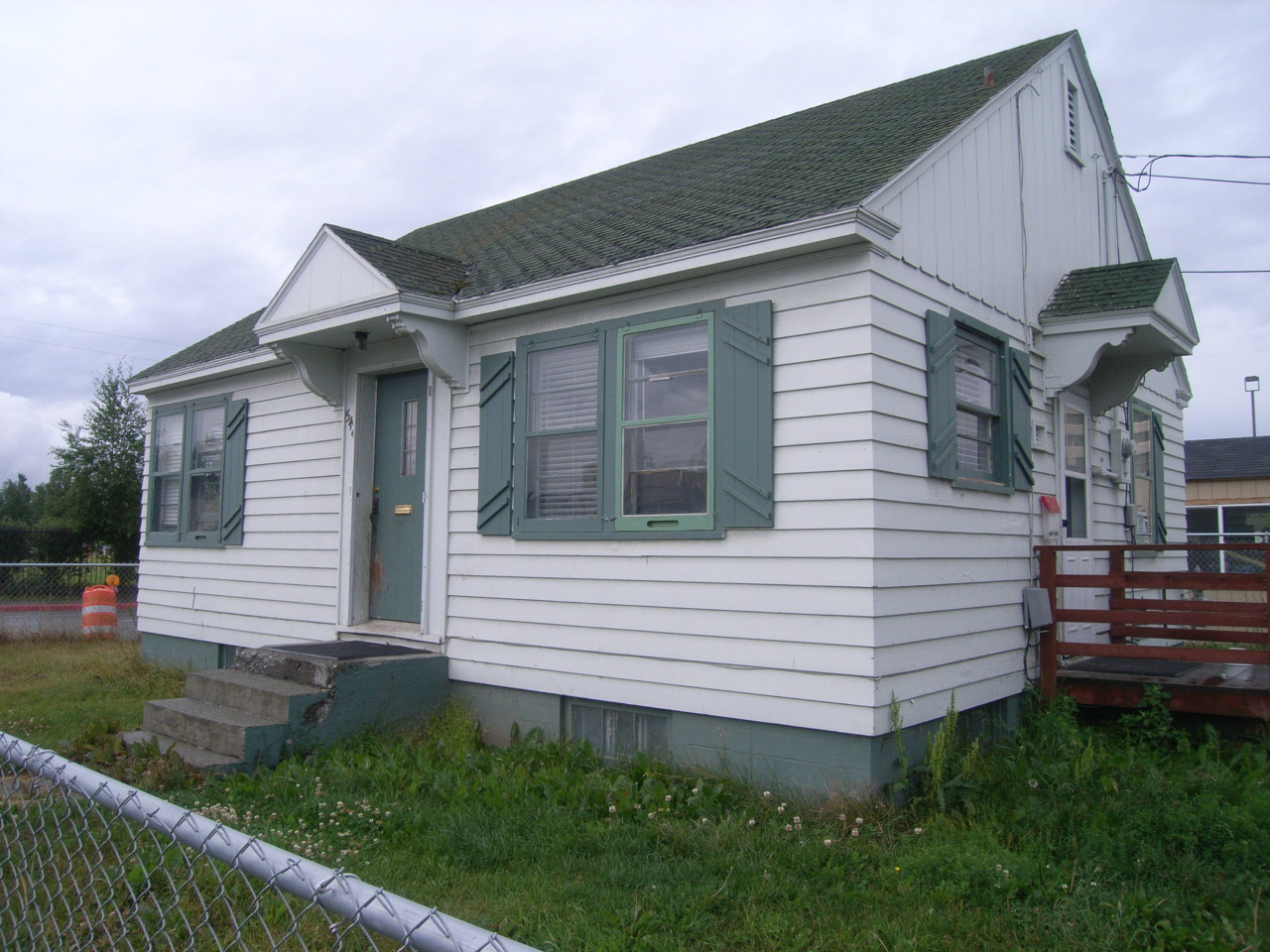 retro alaska House Hunting (or how I learned to like nonhistoric