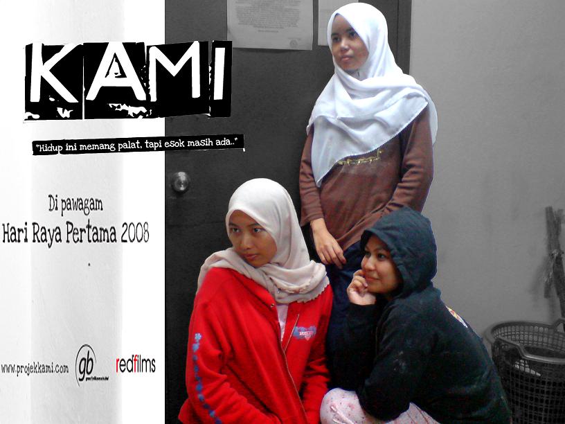 [kami+bertiga1kecik.JPG]