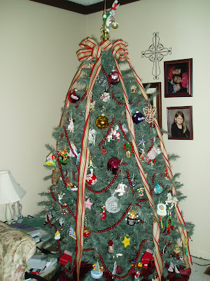 Get Joy: 12 Days of Christmas ~ 3 Children Decorating