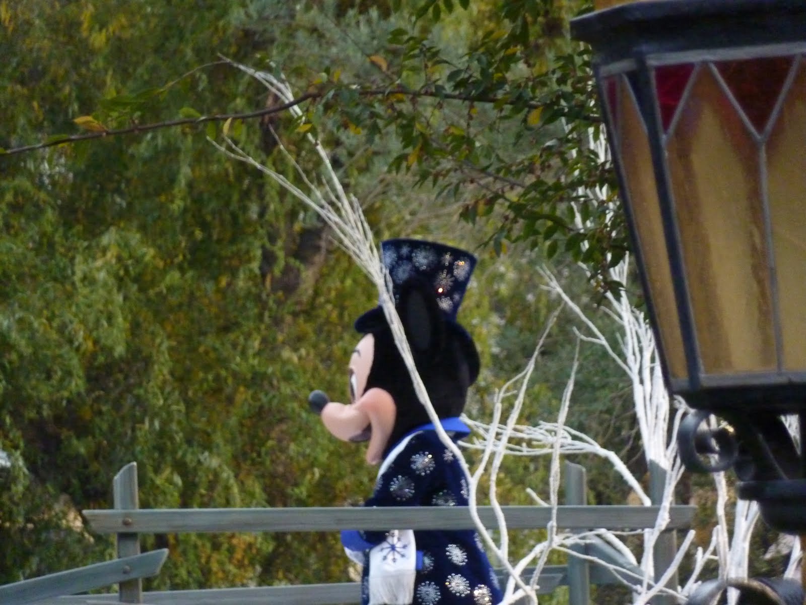 [Disneyland+015.JPG]