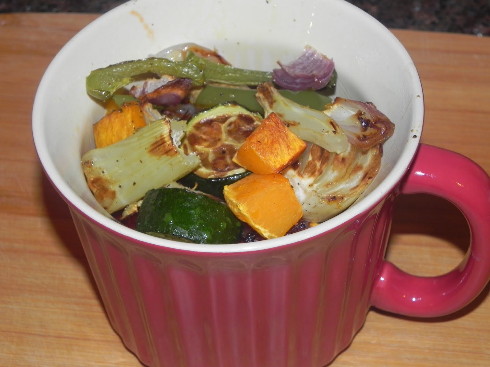 Farrah's Food Adventures: Chicken and Veggie Bake