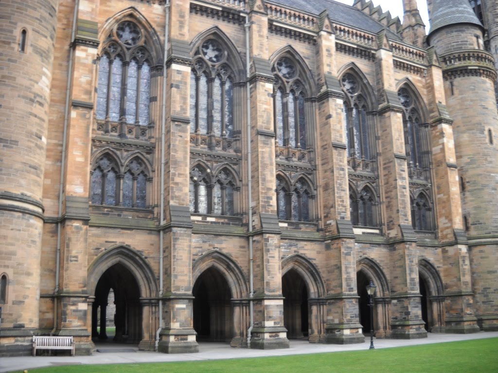 Traveling Saints: Glasgow University