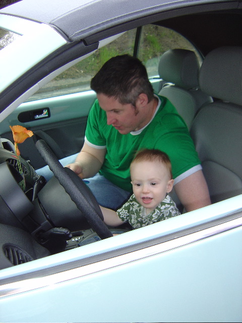 [Huck+in+VW.jpg]