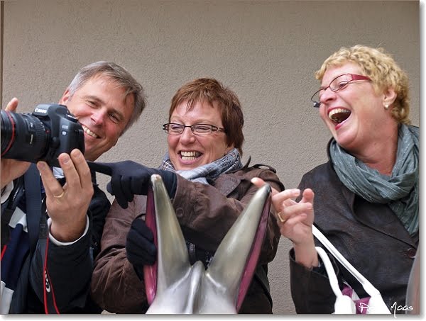 [lachen+met+de+ezels.JPG]